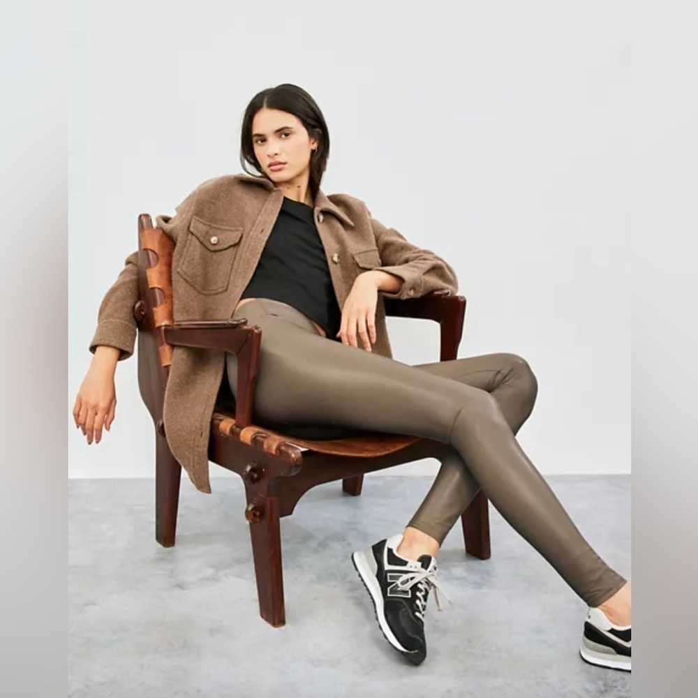 Wilfred Taupe Leggings